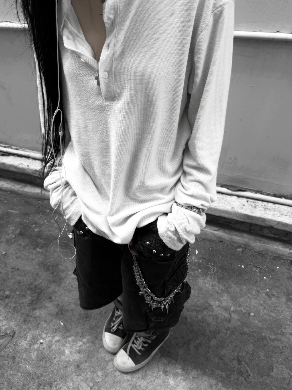 X ✴︎ gloves