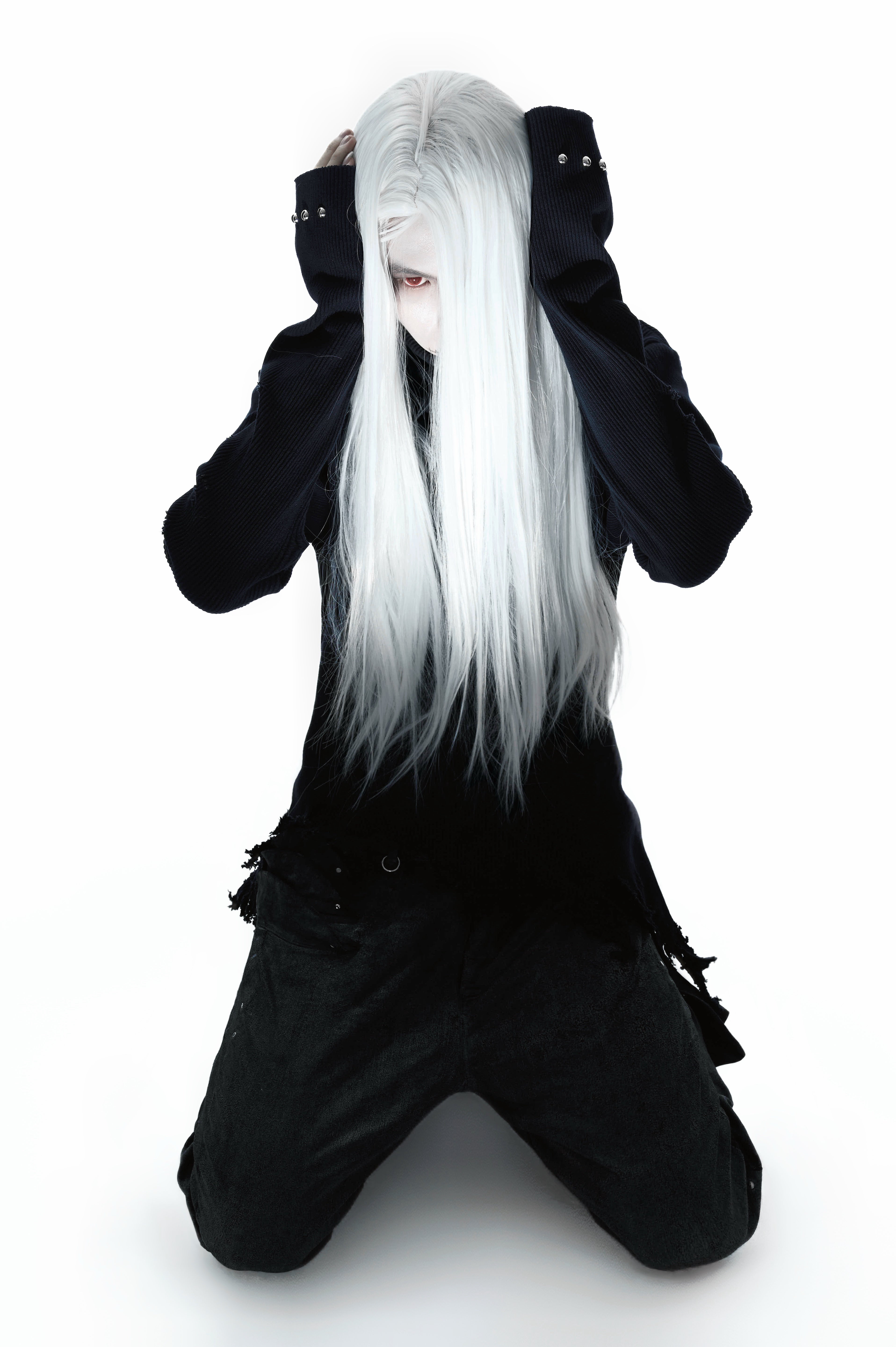 † DEVIL TOP †